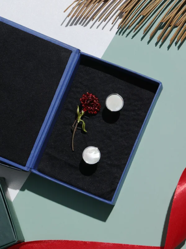 Red Brooch and White Cufflink Gift Set - Image 3